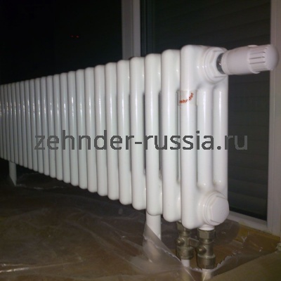 Радиатор Zehnder 3040 / 51 V002 1/2" RAL 9016 нижнее подключение