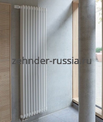 Вертикальный радиатор Zehnder 3180 / 10 V001 нижнее подключение с термовентилем